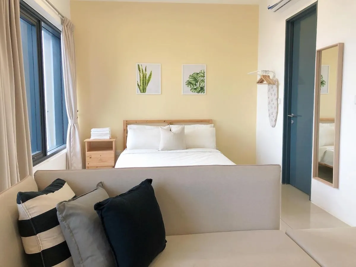 Apartment Tropicana 218 Macalister Netflix Seaview George Town Malaysia