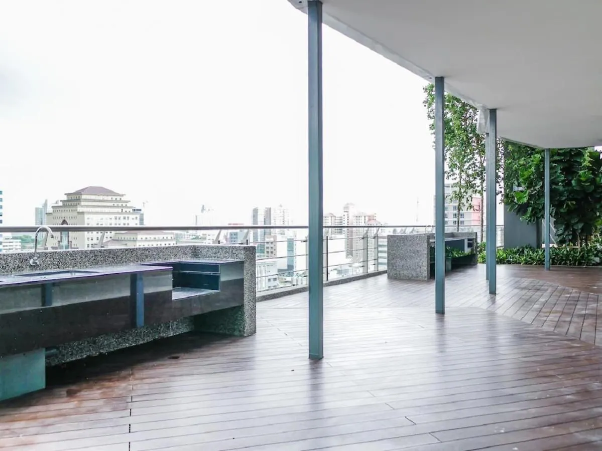 Tropicana 218 Macalister Netflix Seaview George Town Apartment